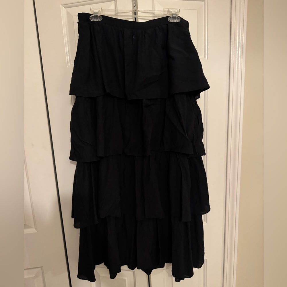 NWT Abercrombie and Fitch tiered ruffle maxi skirt